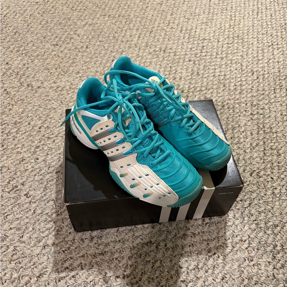 Adidas Barricade V Classic Tennis Shoes